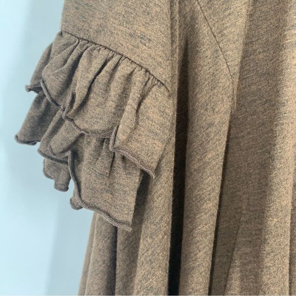 Basically Me Plus Size Brown Handkerchief Scalloped Hem Top Size 3X - Picture 4 of 12